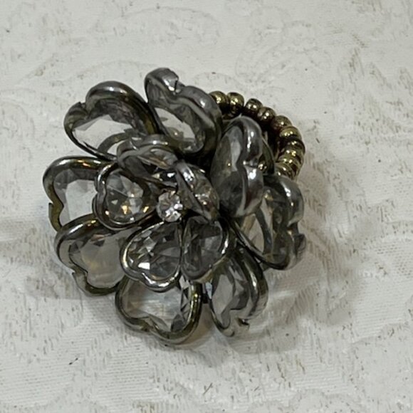 VTG Translucent Floral Cocktail Ring Silver Trim Heart Shapes Stretch Band - Picture 8 of 10